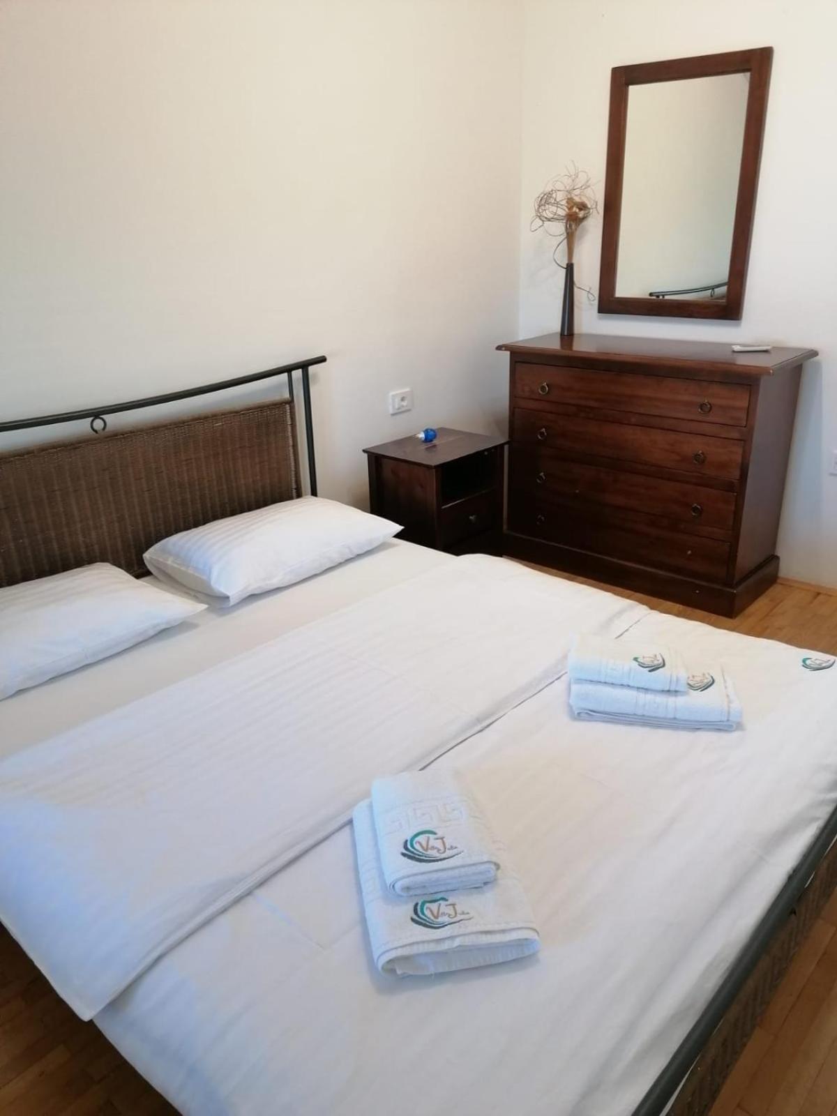 Apartments Villa Julia Trogir Exteriér fotografie